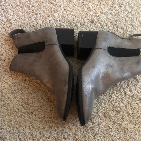 Metallic Booties - Picture 4 of 5